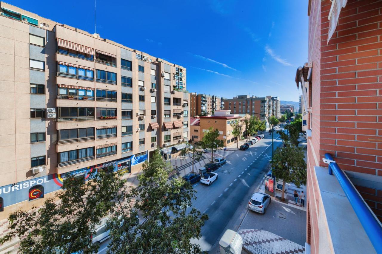 Apartament Holidays2malaga Ayala 450 Mts From & Terrace *