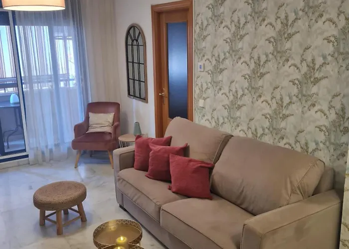 Holidays2Malaga Ayala 450 Mts From Beach & Terrace