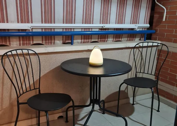 Holidays2Malaga Ayala 450 Mts From Beach & Terrace
