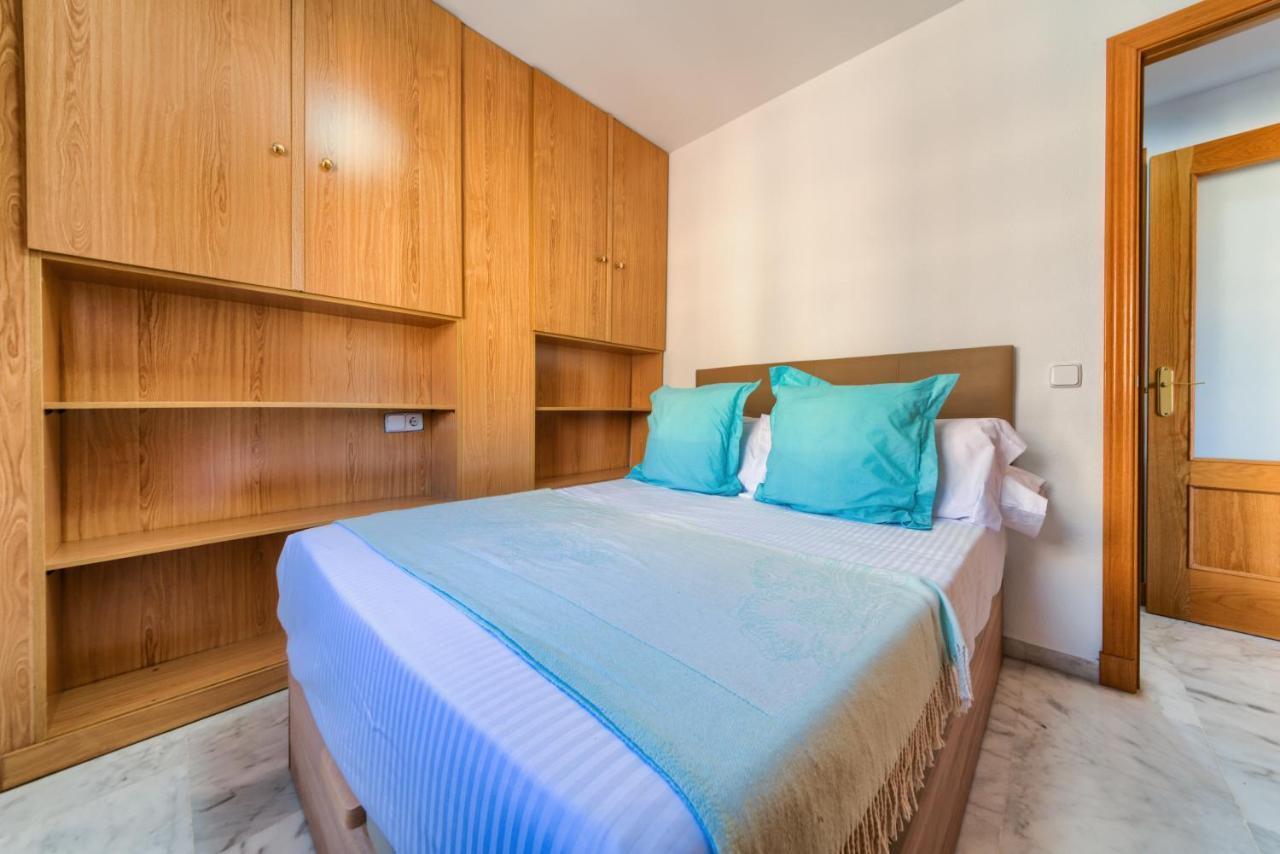 Holidays2malaga Ayala 450 Mts From & Terrace Appartement